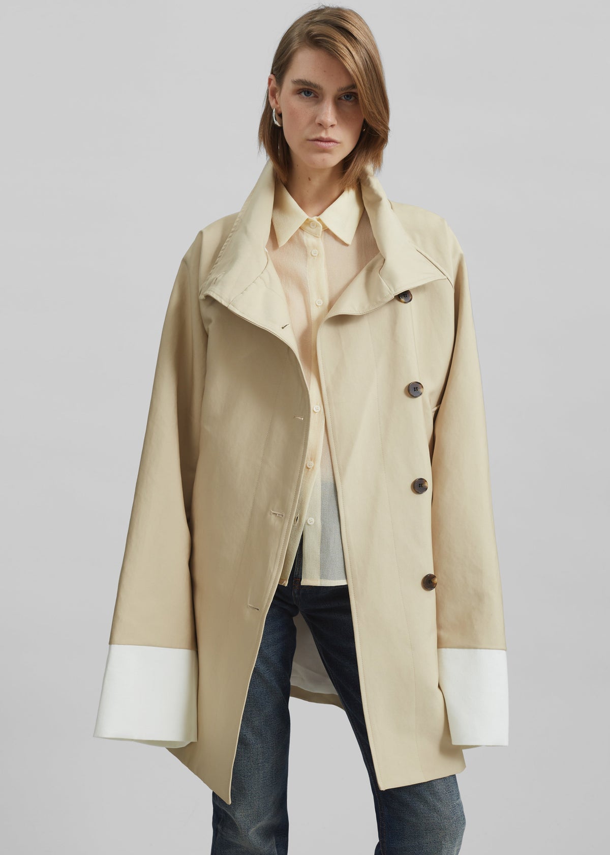Alberta Short Trench - Beige β view 3 of 11