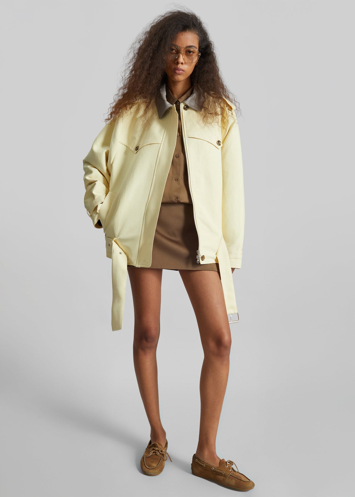 Alleray Short Trench - Yellow β view 7 of 9