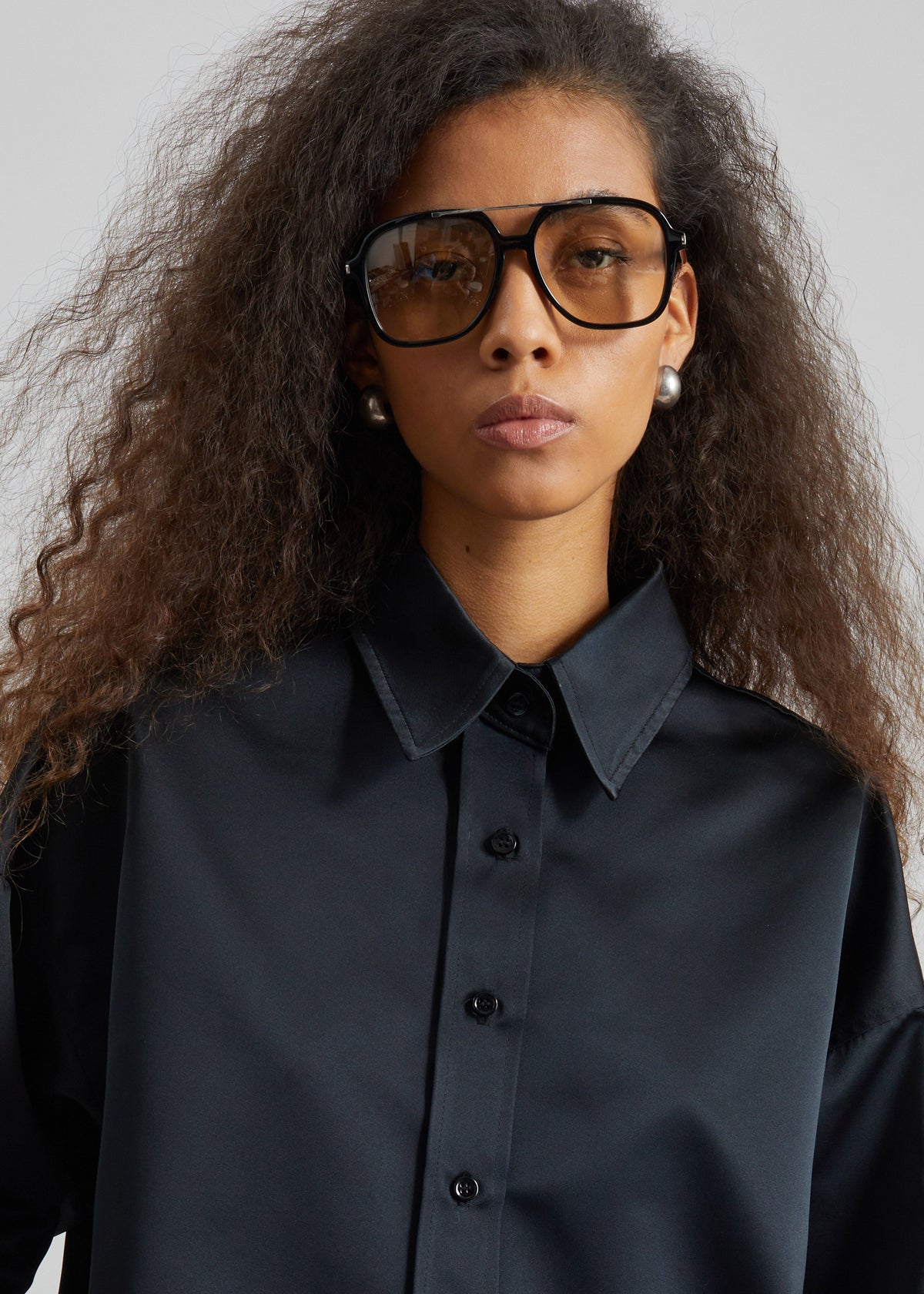 Arlen Satin Boxy Shirt - Black β view 3 of 7