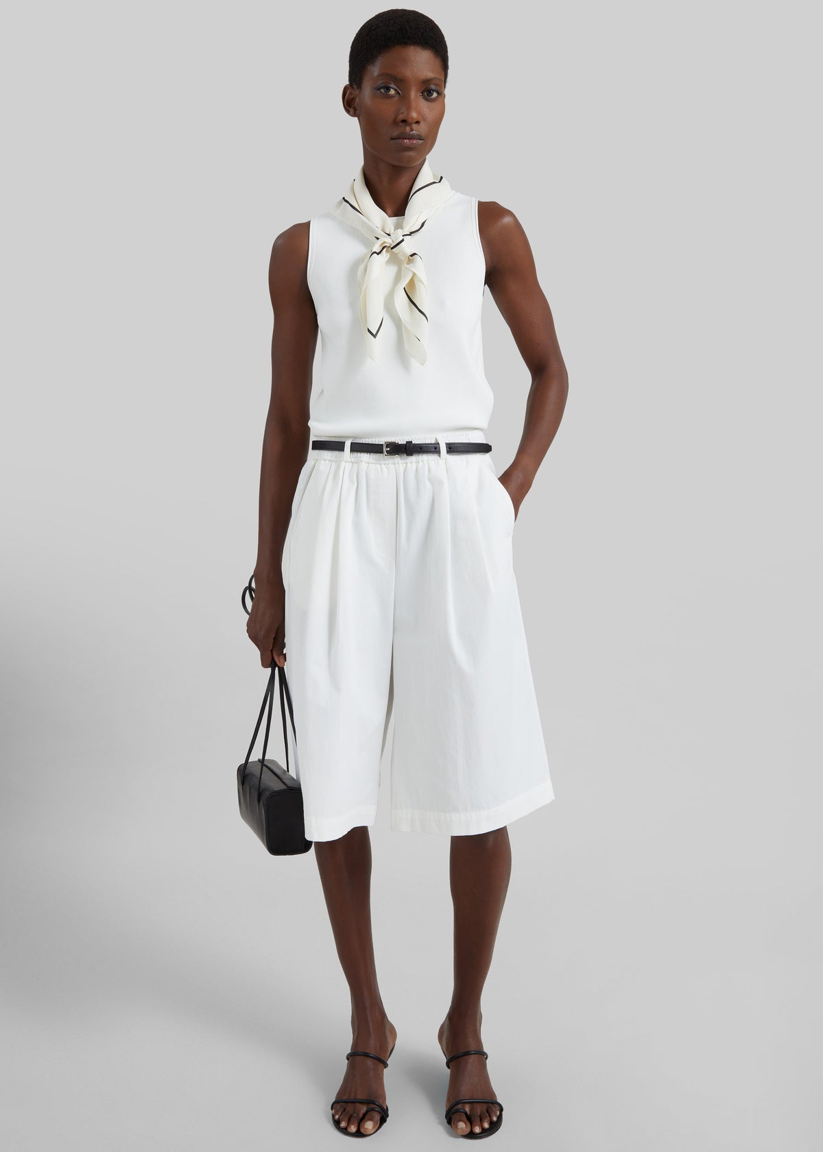 Arvert Bermuda Shorts - White β view 4 of 9