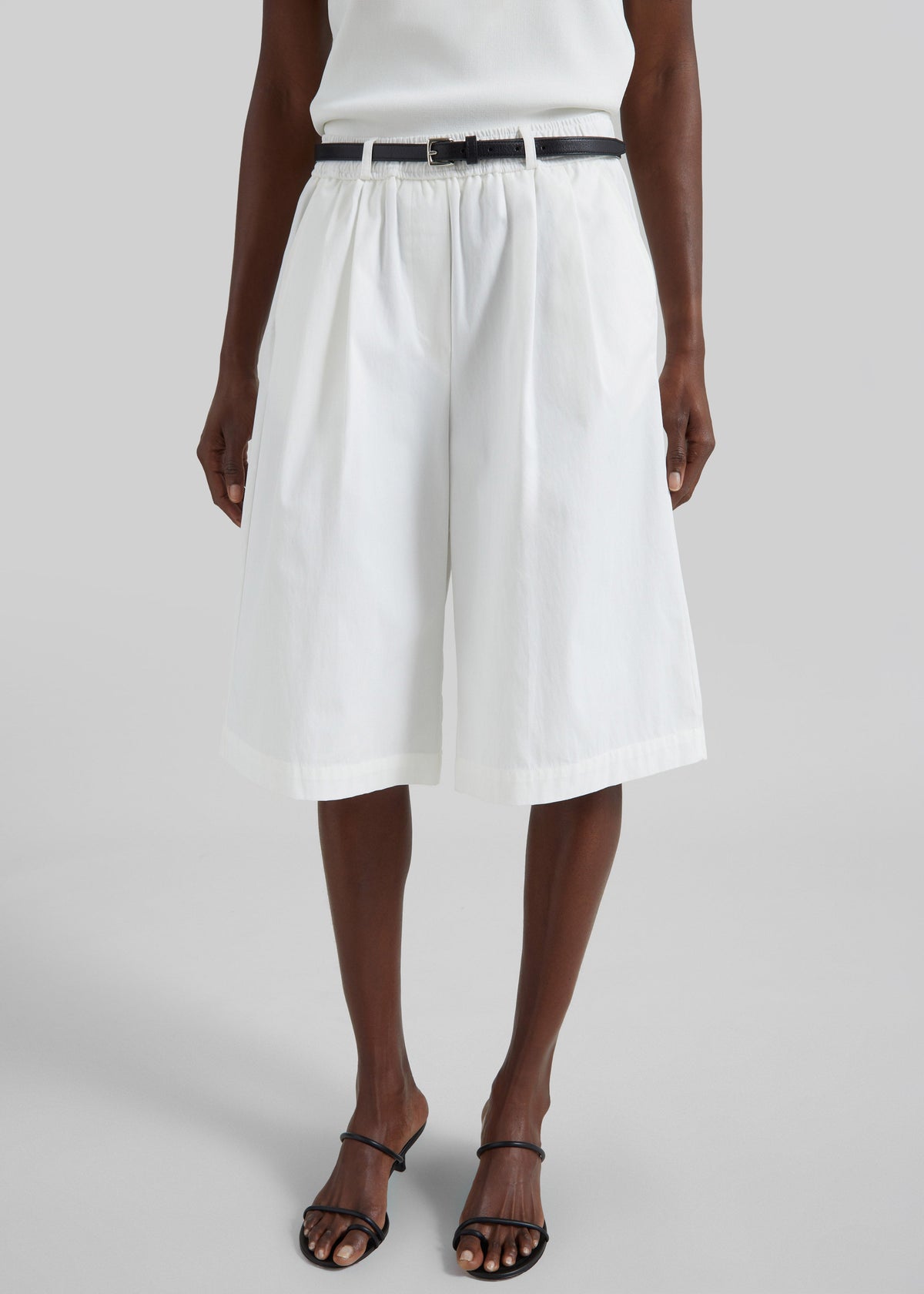 Arvert Bermuda Shorts - White β view 5 of 9