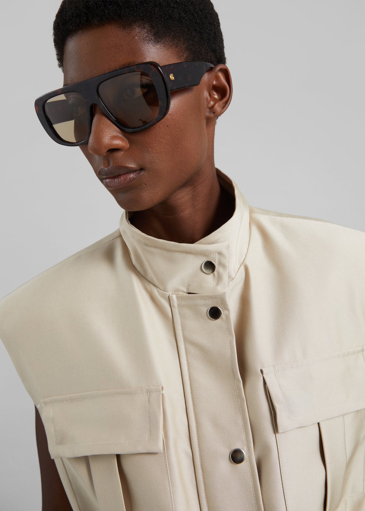 Avanca Wired Utility Vest - Beige β view 3 of 8
