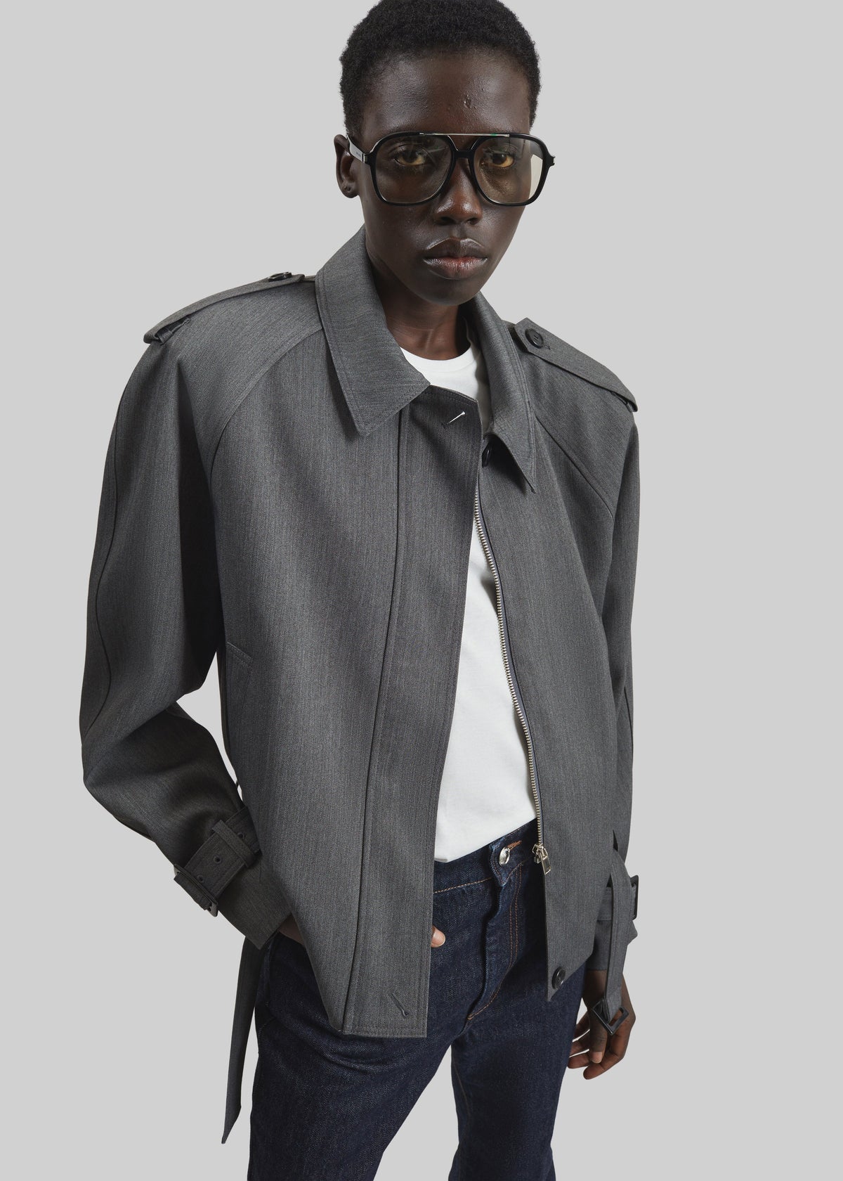 Avray Short Trench - Grey β view 5 of 10