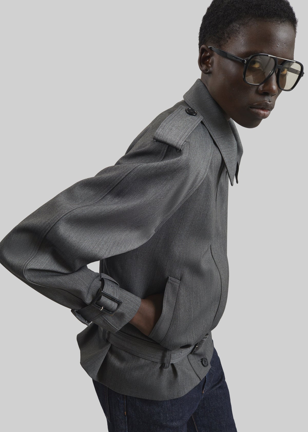 Avray Short Trench - Grey β view 3 of 10
