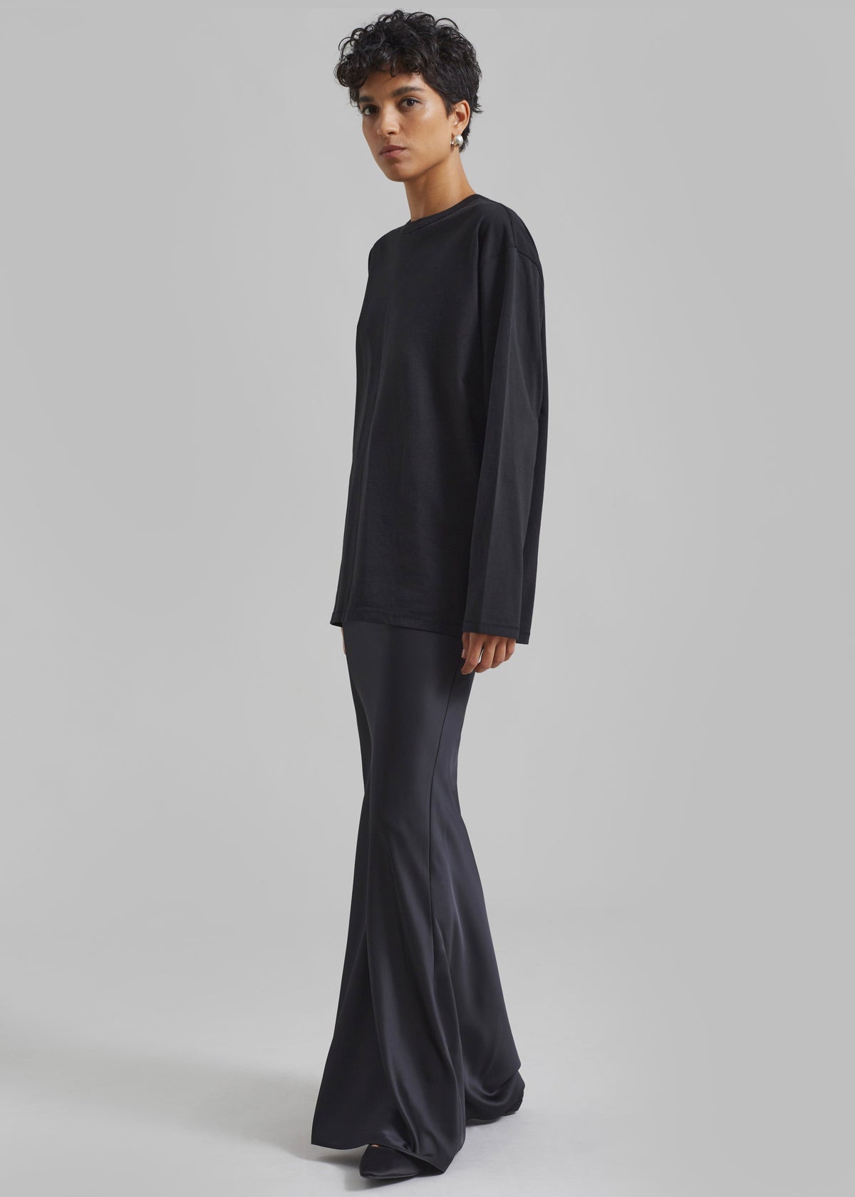Bennett Long Sleeves Tee - Black β view 6 of 8