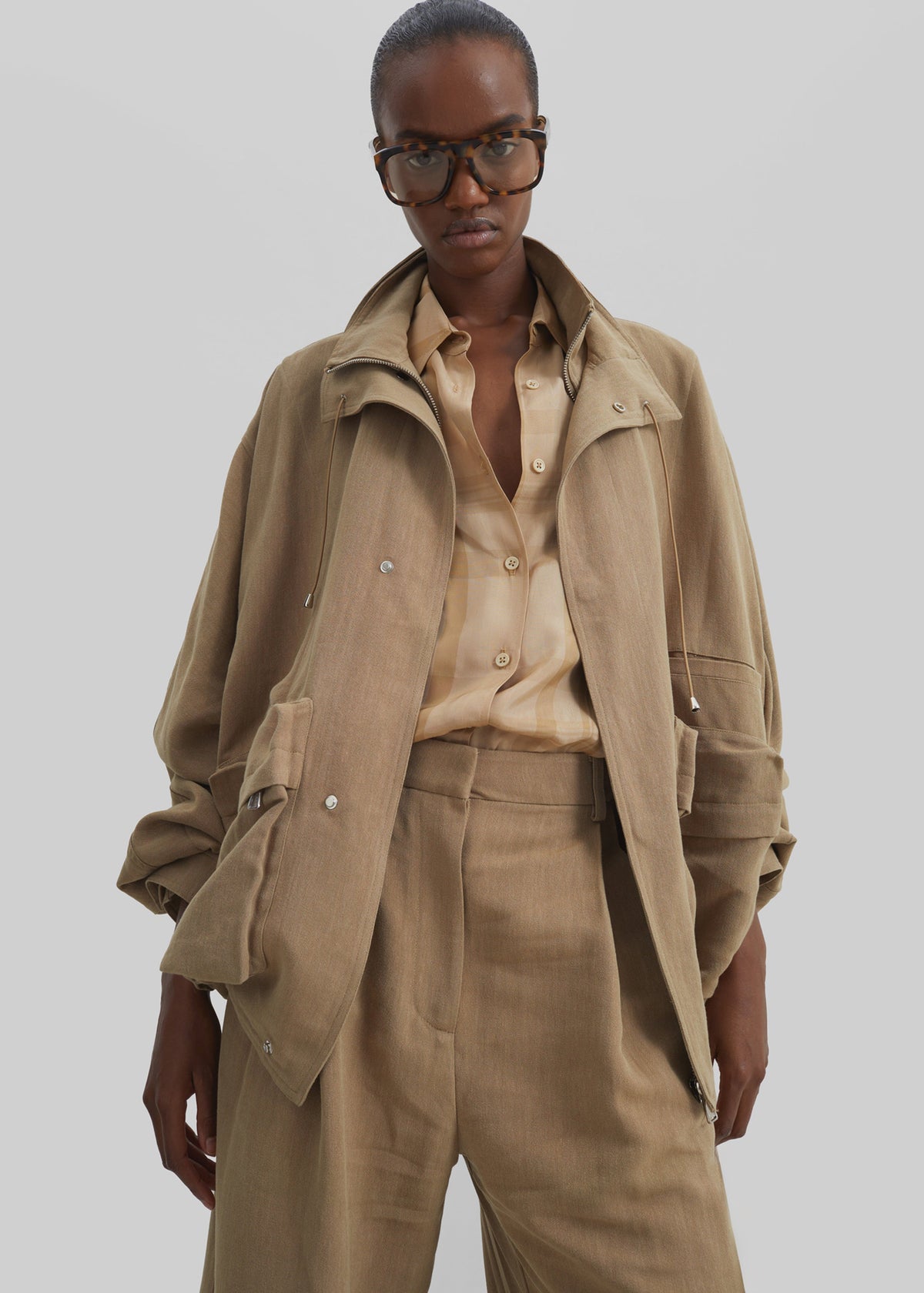 Breya Linen Fluid Jacket - Camel β view 3 of 9