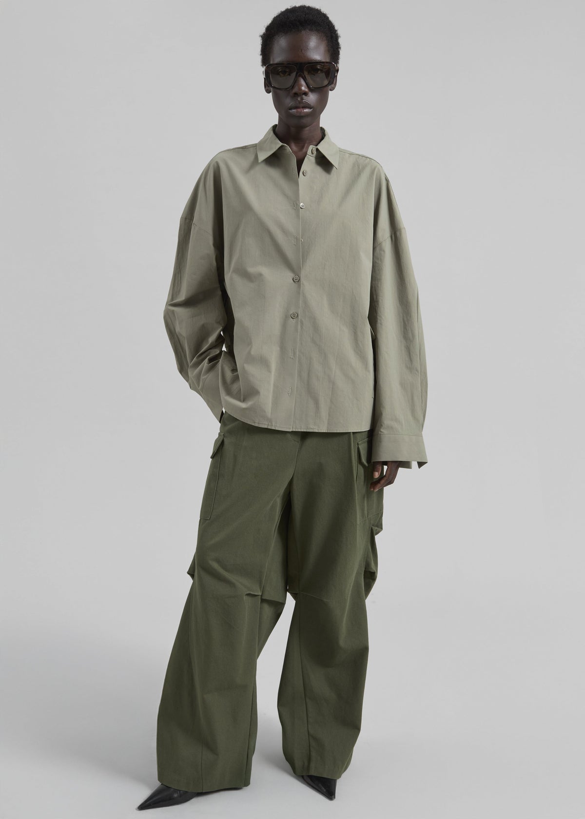 Bronte Cargo Pants - Army Green β view 4 of 9