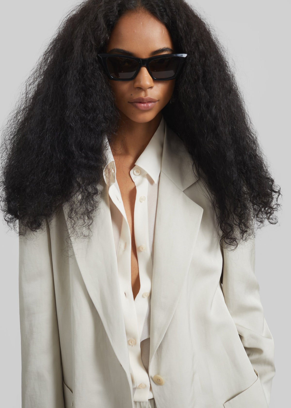 Bruna Linen Soft Blazer - Light Beige β view 3 of 8