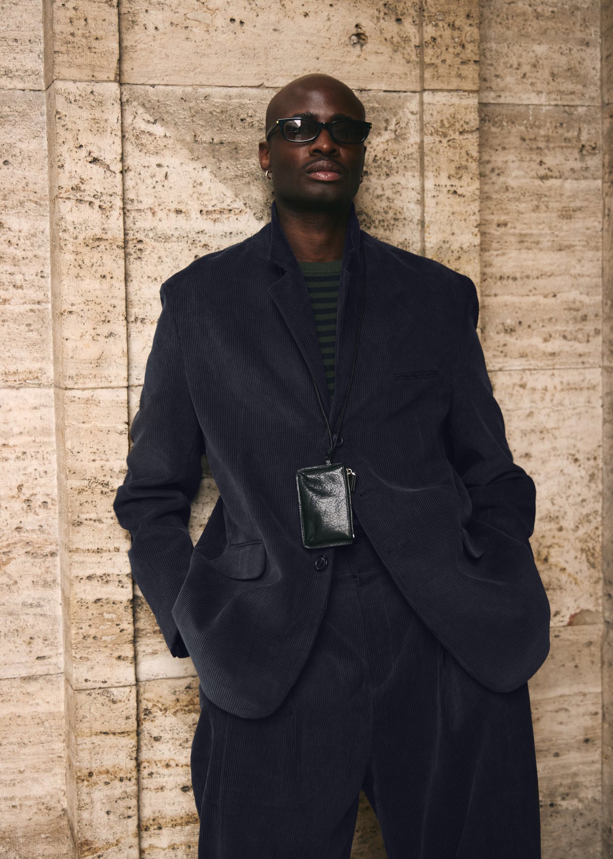 Bryant Corduroy Blazer - Dark Navy β view 6 of 9