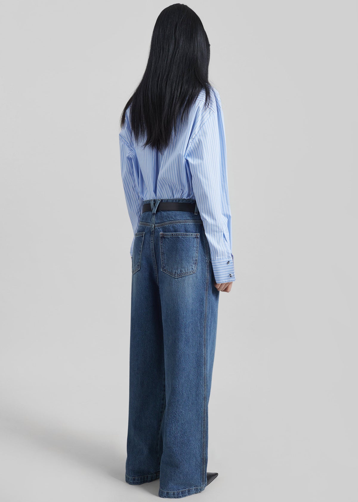 Buxton Pleated Wide Jeans - Medium Wash β view 7 of 8