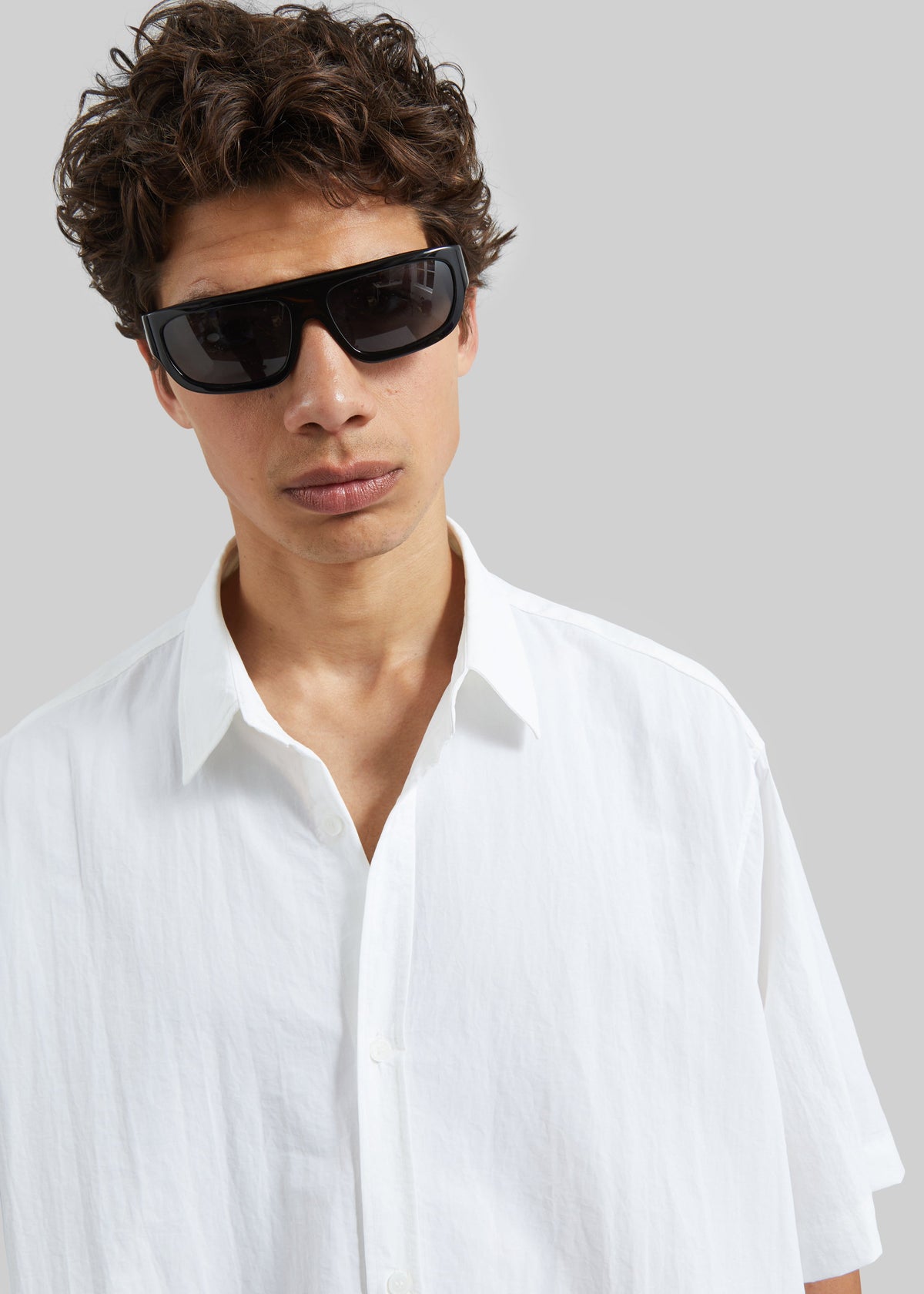 Colhame Adjustable Hem Short Sleeve Shirt - White β view 2 of 8