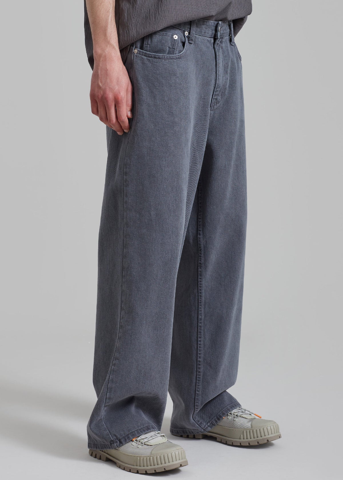 Connor Jeans - Grey Wash β view 5 of 8