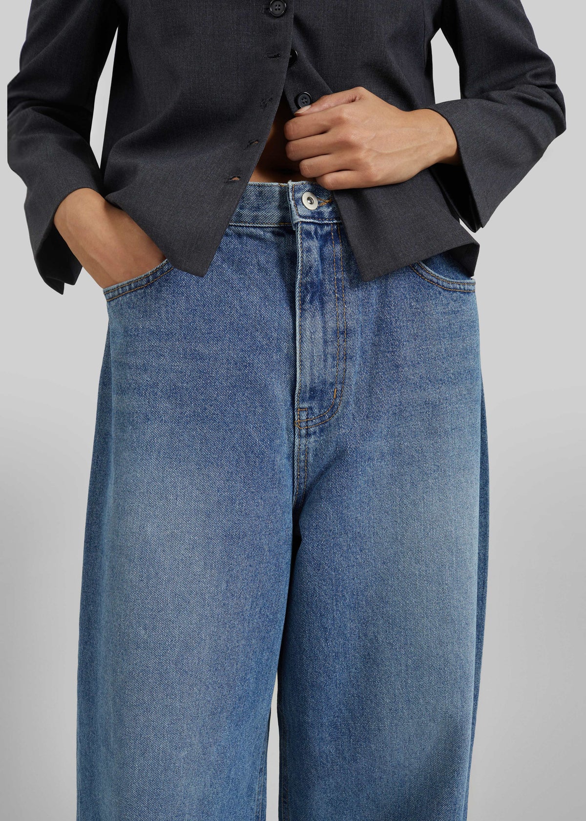 Dawson Wide Leg Jeans - Medium Wash β view 6 of 9
