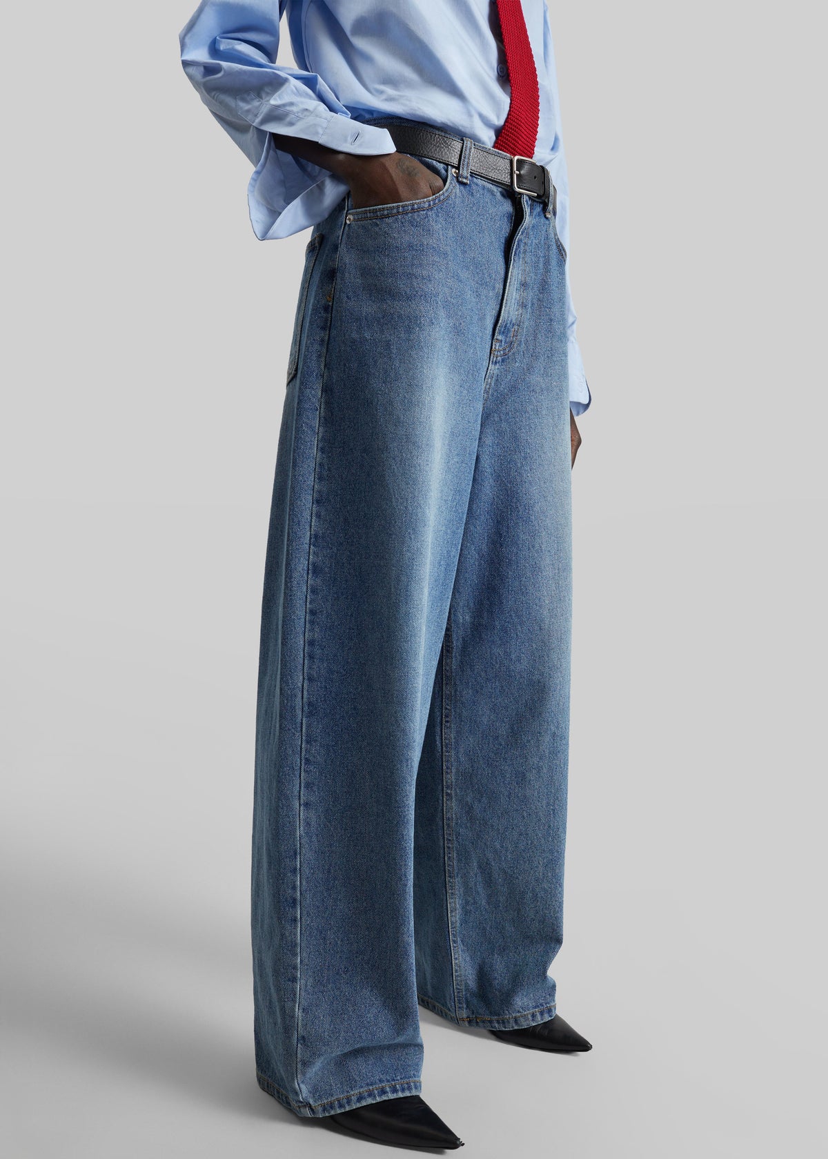 Dawson Wide Leg Jeans - Medium Wash β view 5 of 9