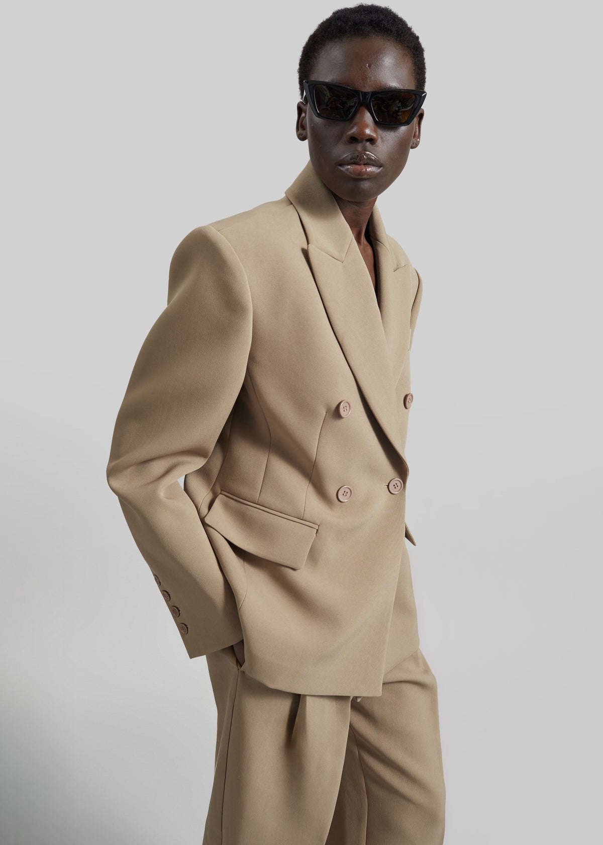 Doyer Cinched Blazer - Beige β view 7 of 10