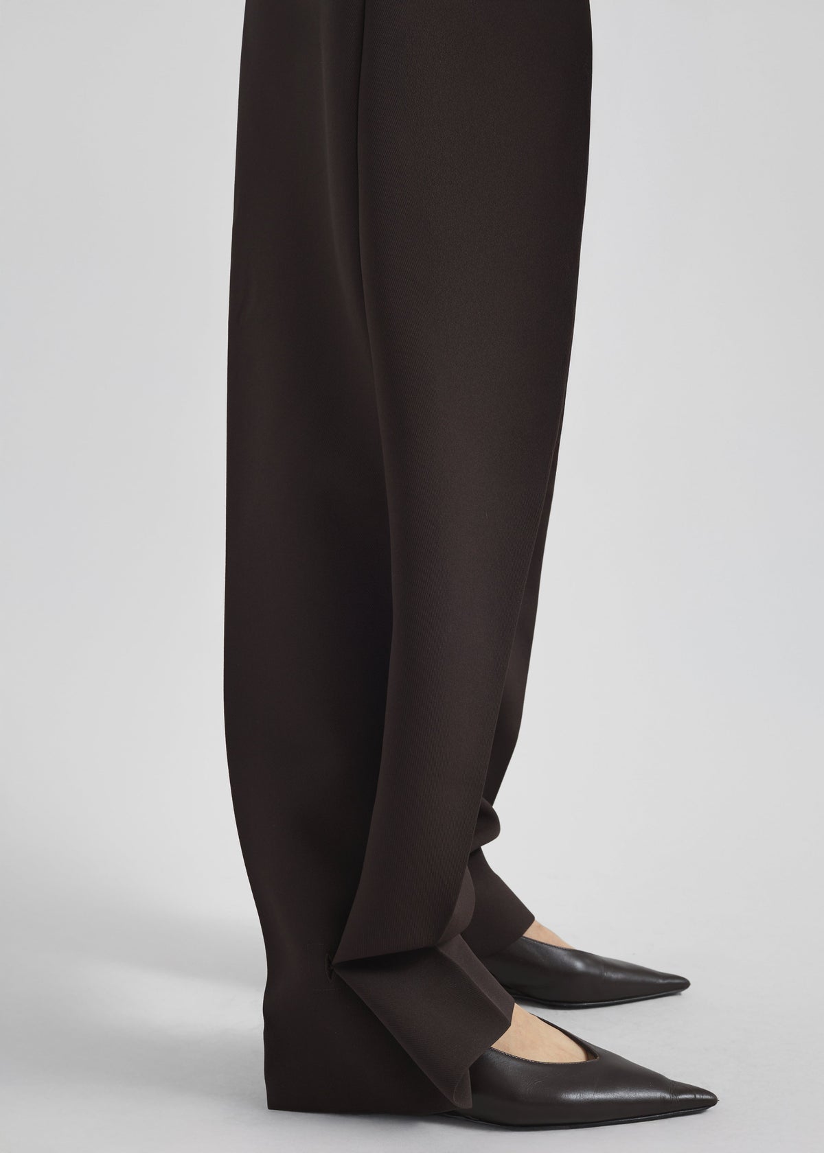 Doyer Pleated Trousers - Brown β view 5 of 10