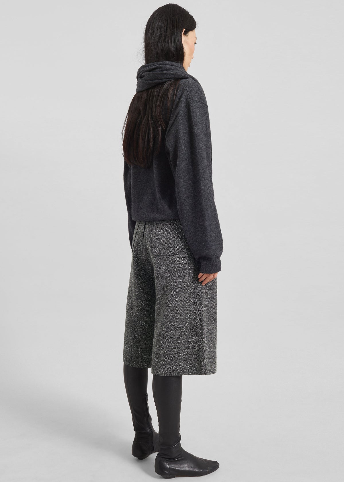 Dunley Bermuda Shorts - Charcoal Melange β view 8 of 9