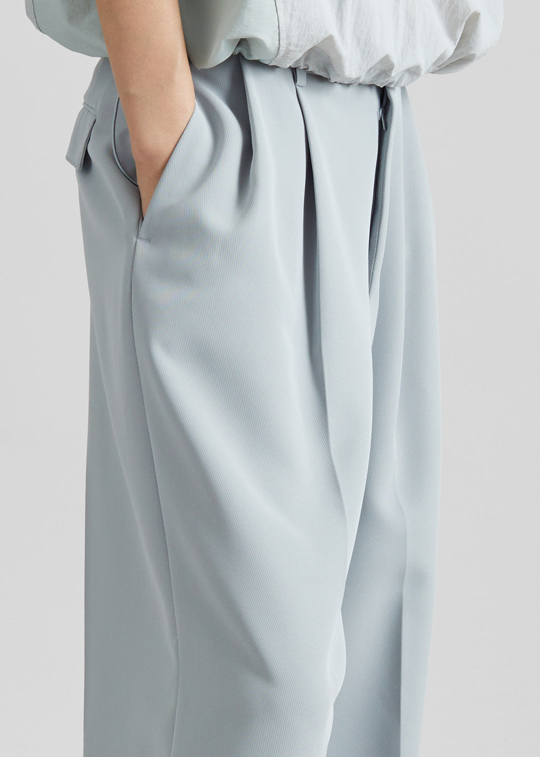 Duved Pleated Trousers - Slate Grey β view 5 of 8