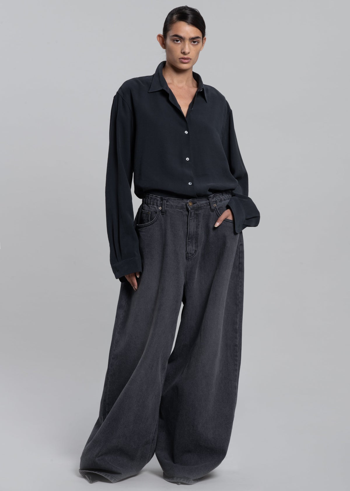 Lotta Fluid Shirt - Charcoal β view 4 of 10