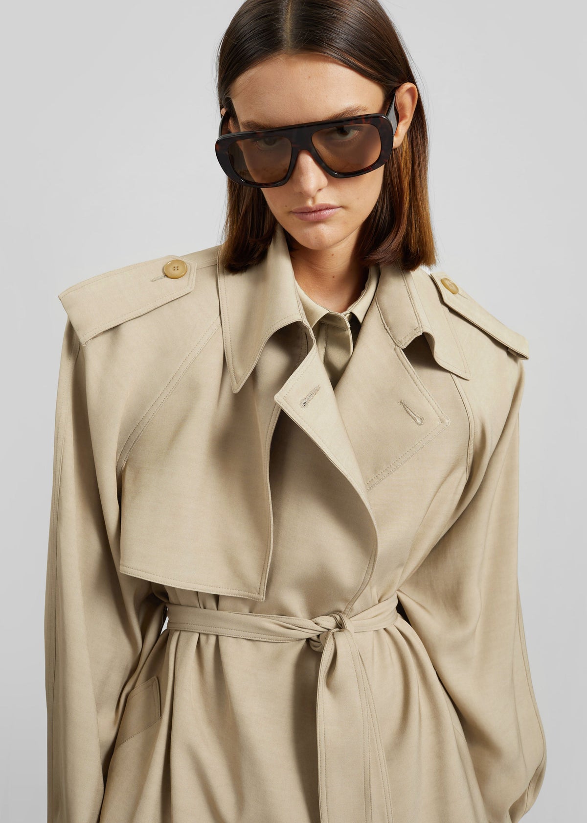 Elva Fluid Short Trench - Beige β view 10 of 11