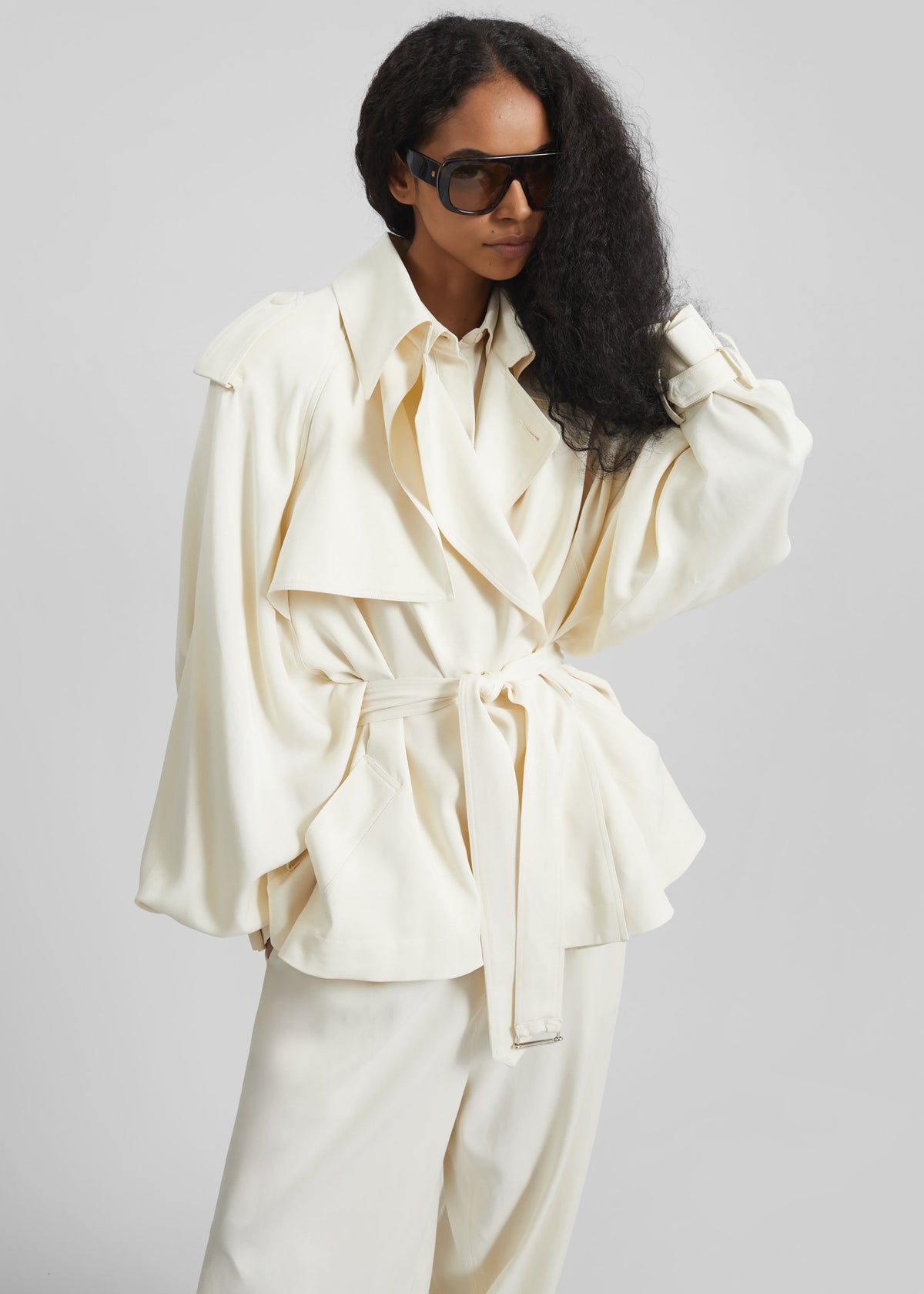 Elva Fluid Short Trench - Ivory β view 4 of 10