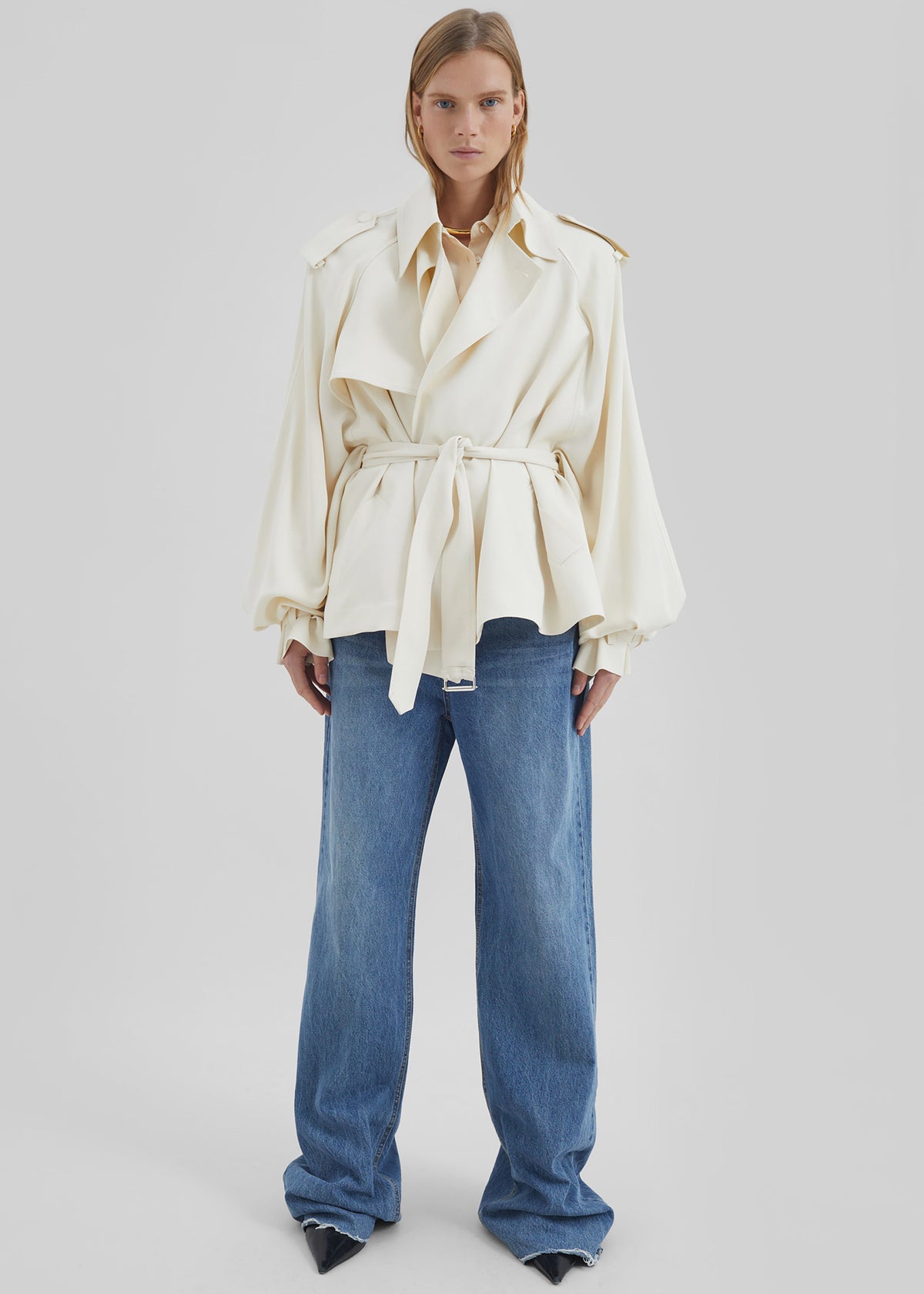 Elva Fluid Short Trench - Ivory β view 5 of 10