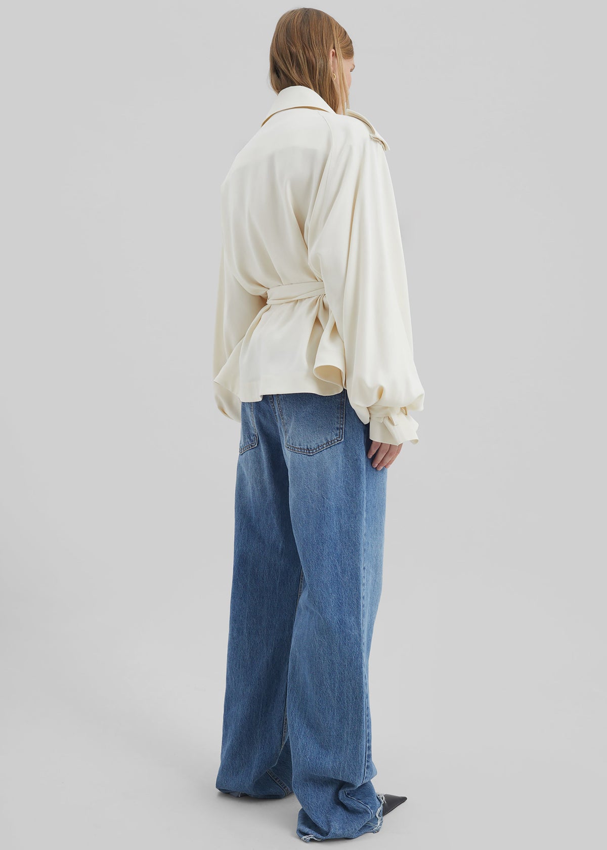 Elva Fluid Short Trench - Ivory β view 9 of 10