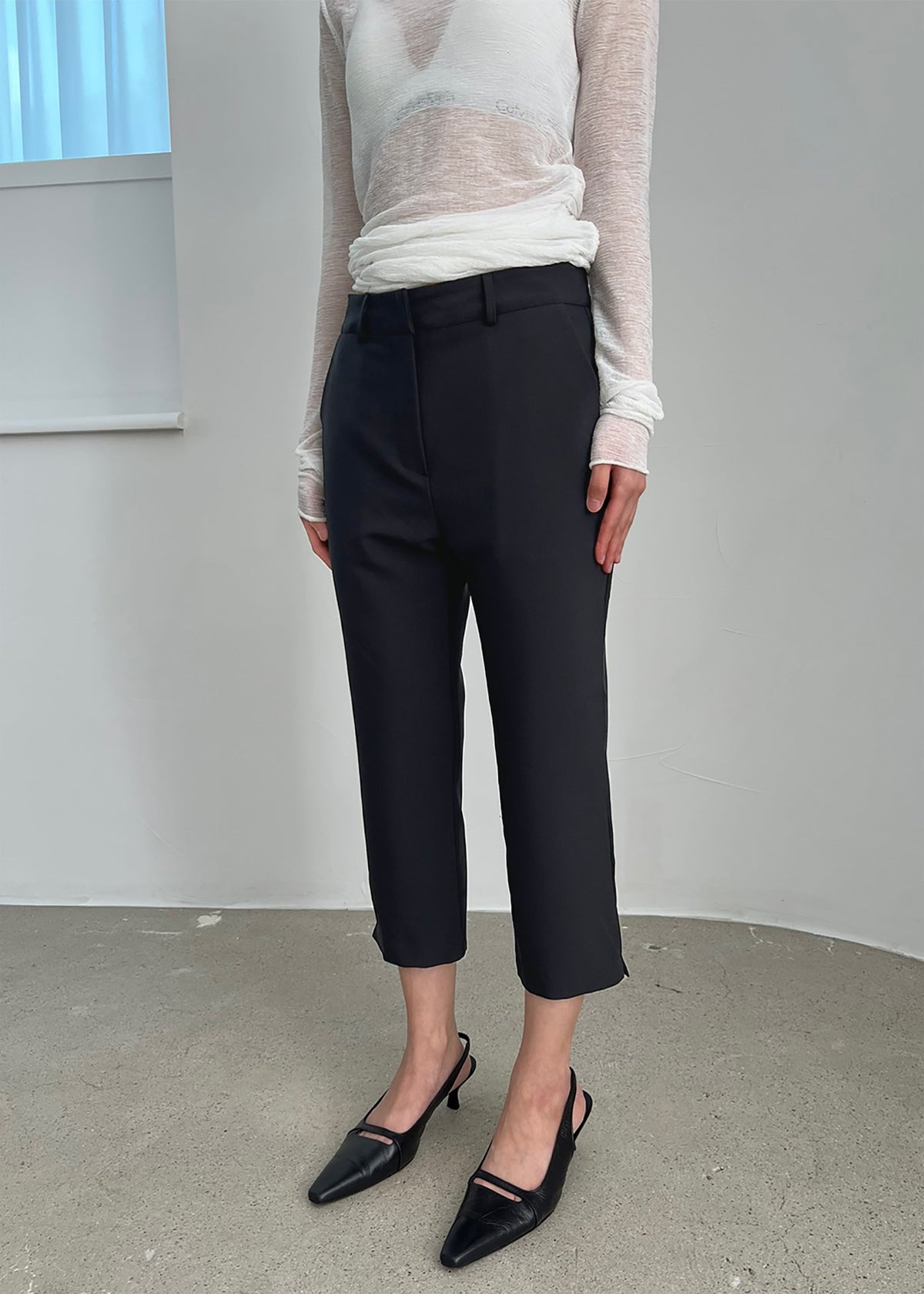 Emersyn Capri Pants - Black β view 3 of 10