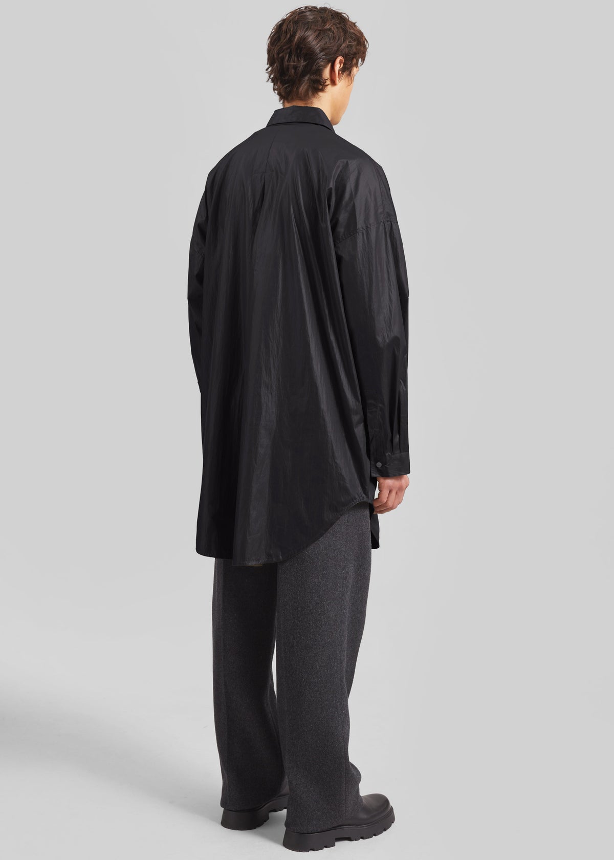 Etah Lustrous Oversized Shirt - Black β view 5 of 6