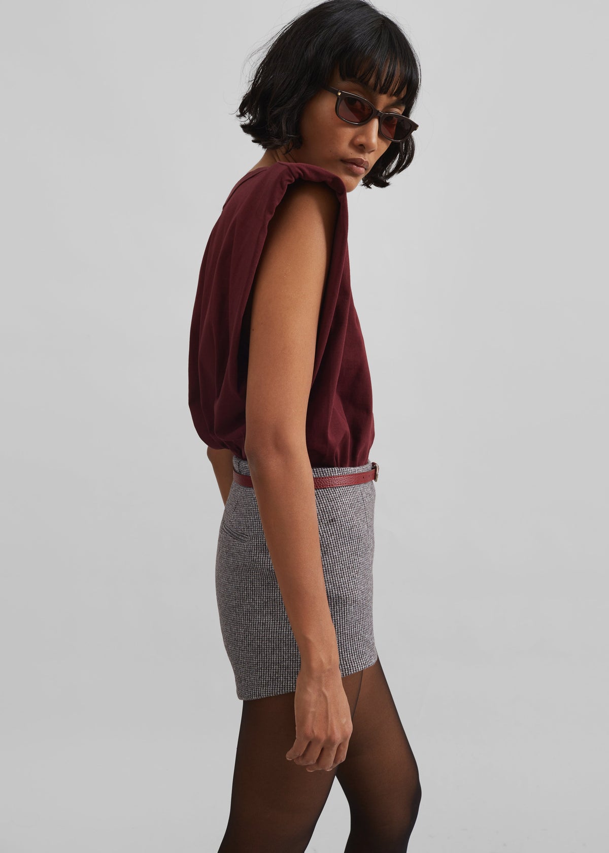 Eva Padded Shoulder Muscle T-Shirt - Burgundy β view 4 of 5