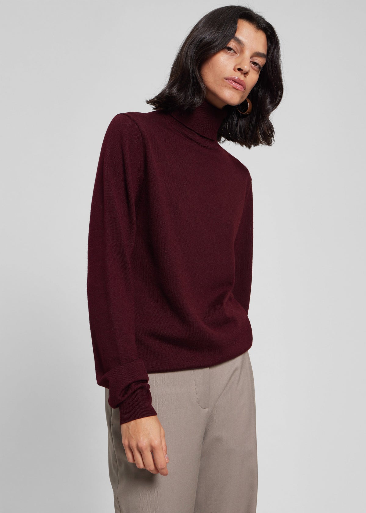 Eve Thin Turtleneck Sweater - Burgundy β view 7 of 10