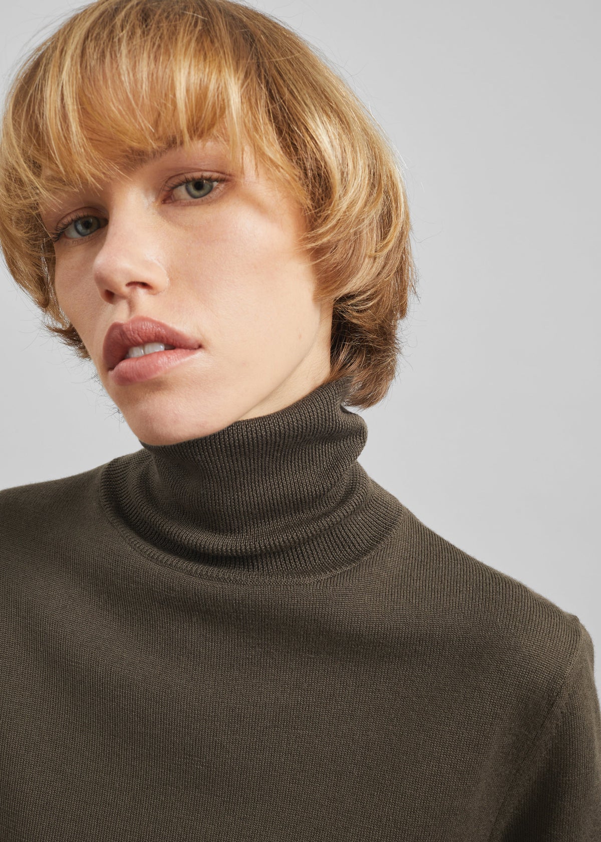 Eve Thin Turtleneck Sweater - Olive β view 4 of 7