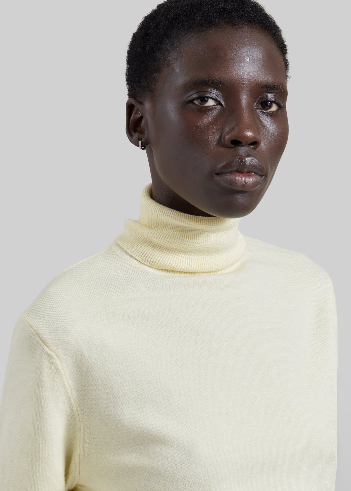 Eve Thin Turtleneck Sweater - Pale Yellow β view 4 of 5