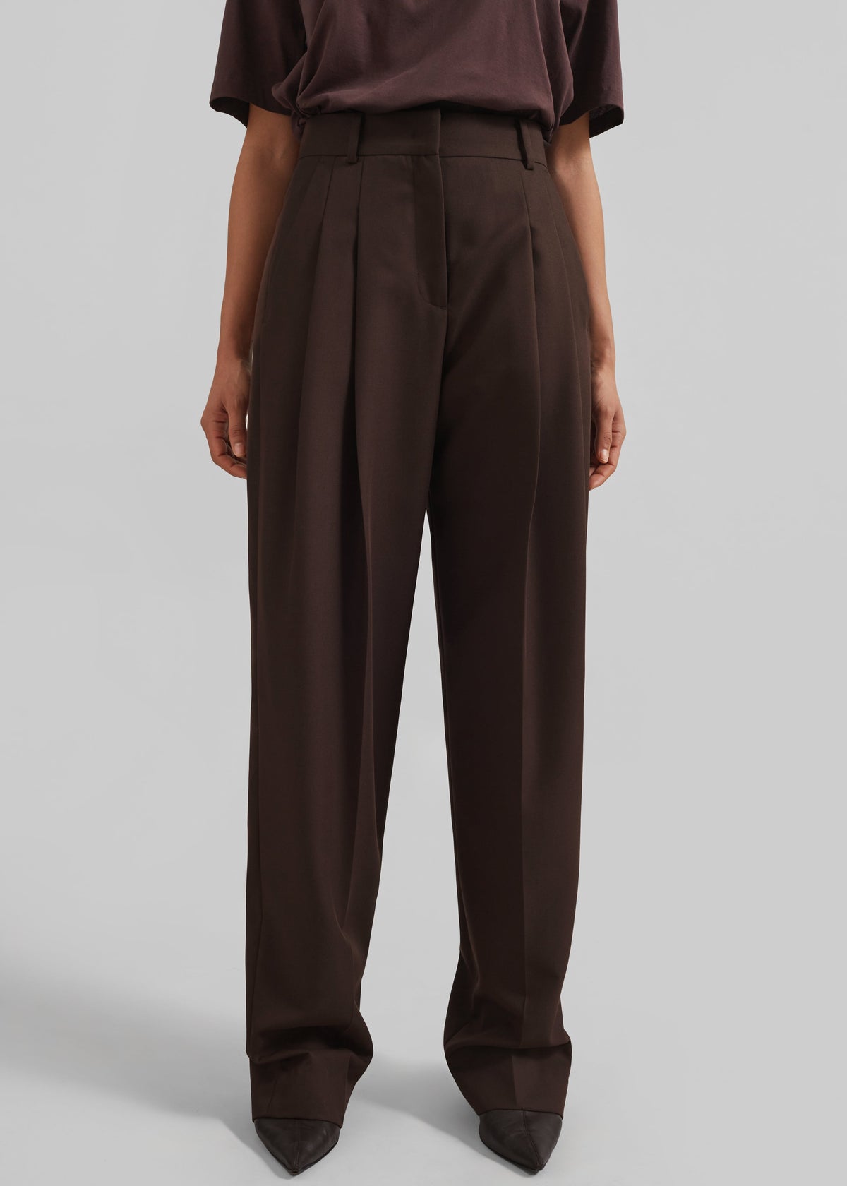 Gelso Pleated Twill Trousers - Brown β view 1 of 9