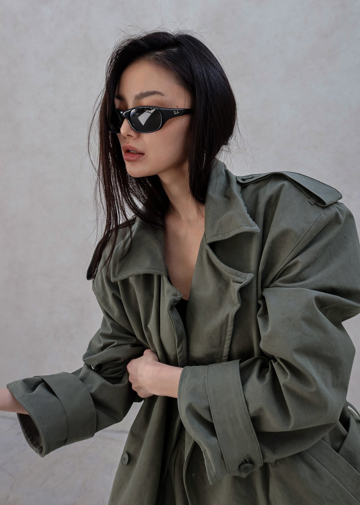 Hedley Wired Short Trench - Olive β view 8 of 12