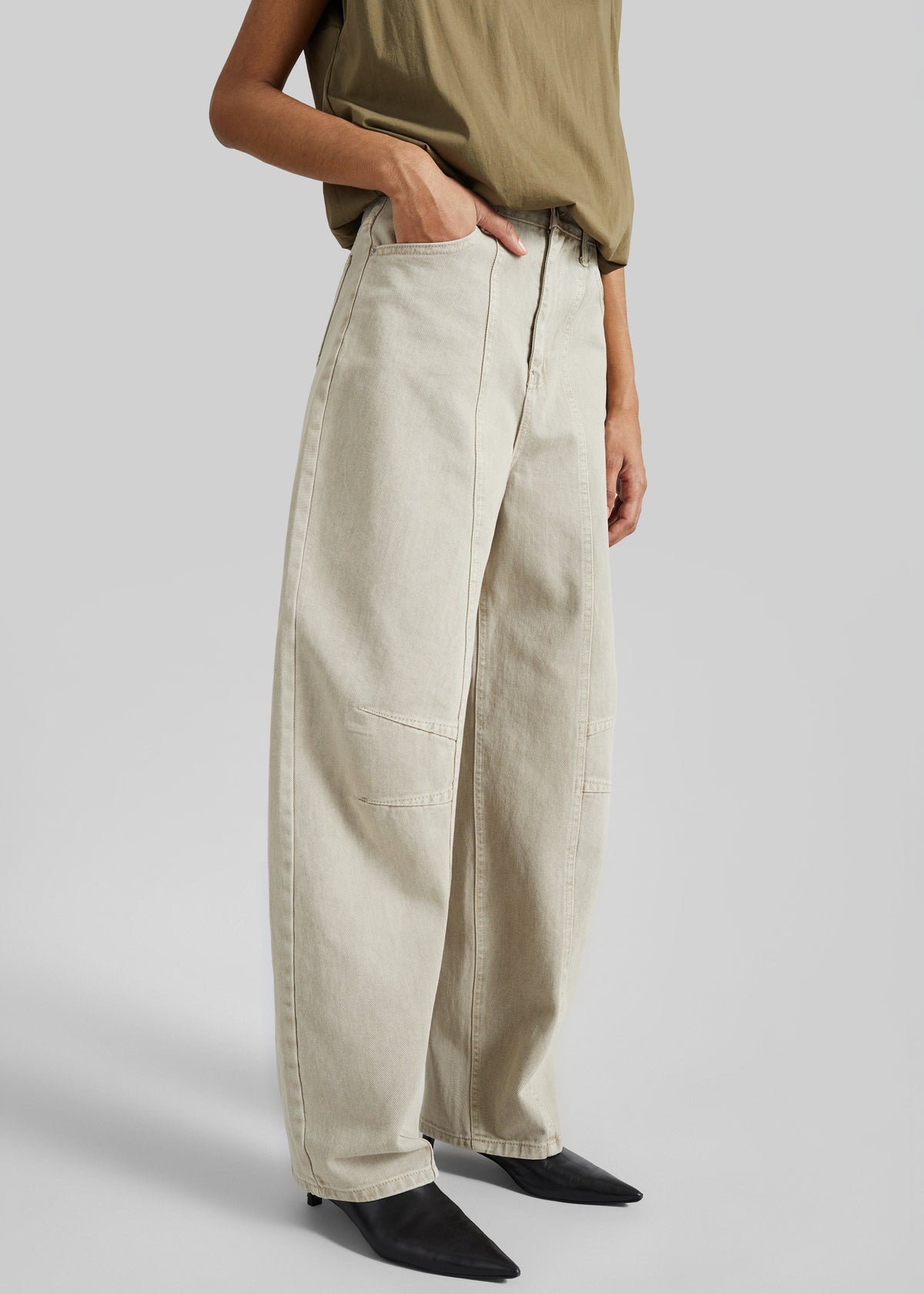 Idre Barrel Leg Jeans - Beige β view 4 of 8