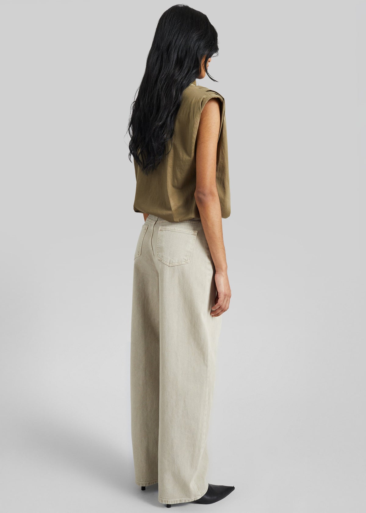Idre Barrel Leg Jeans - Beige β view 7 of 8