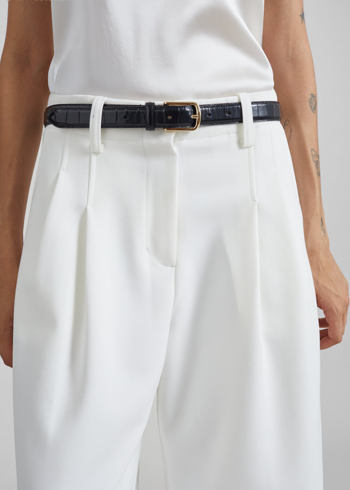 Jag Pleated Bermuda Shorts - White β view 4 of 8