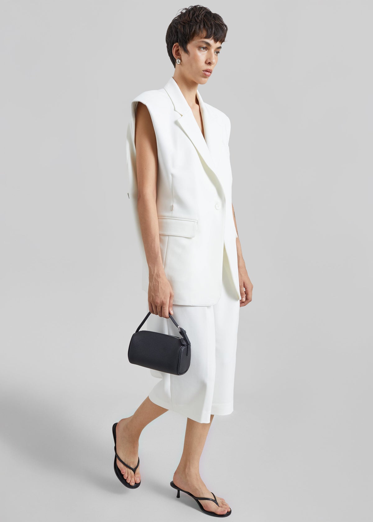 Jag Pleated Bermuda Shorts - White β view 2 of 8