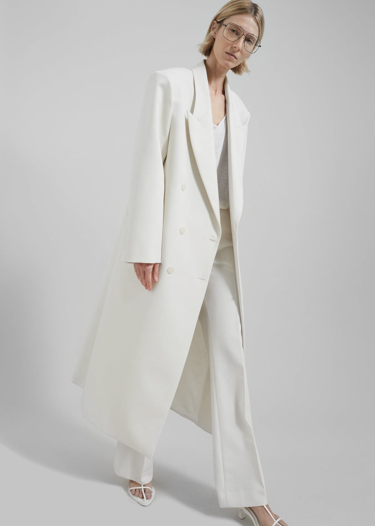 Jane Long Coat - White β view 3 of 10