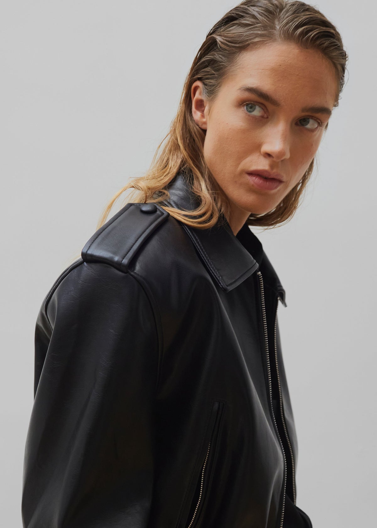 Kaia Cropped Bomber - Black β view 3 of 10