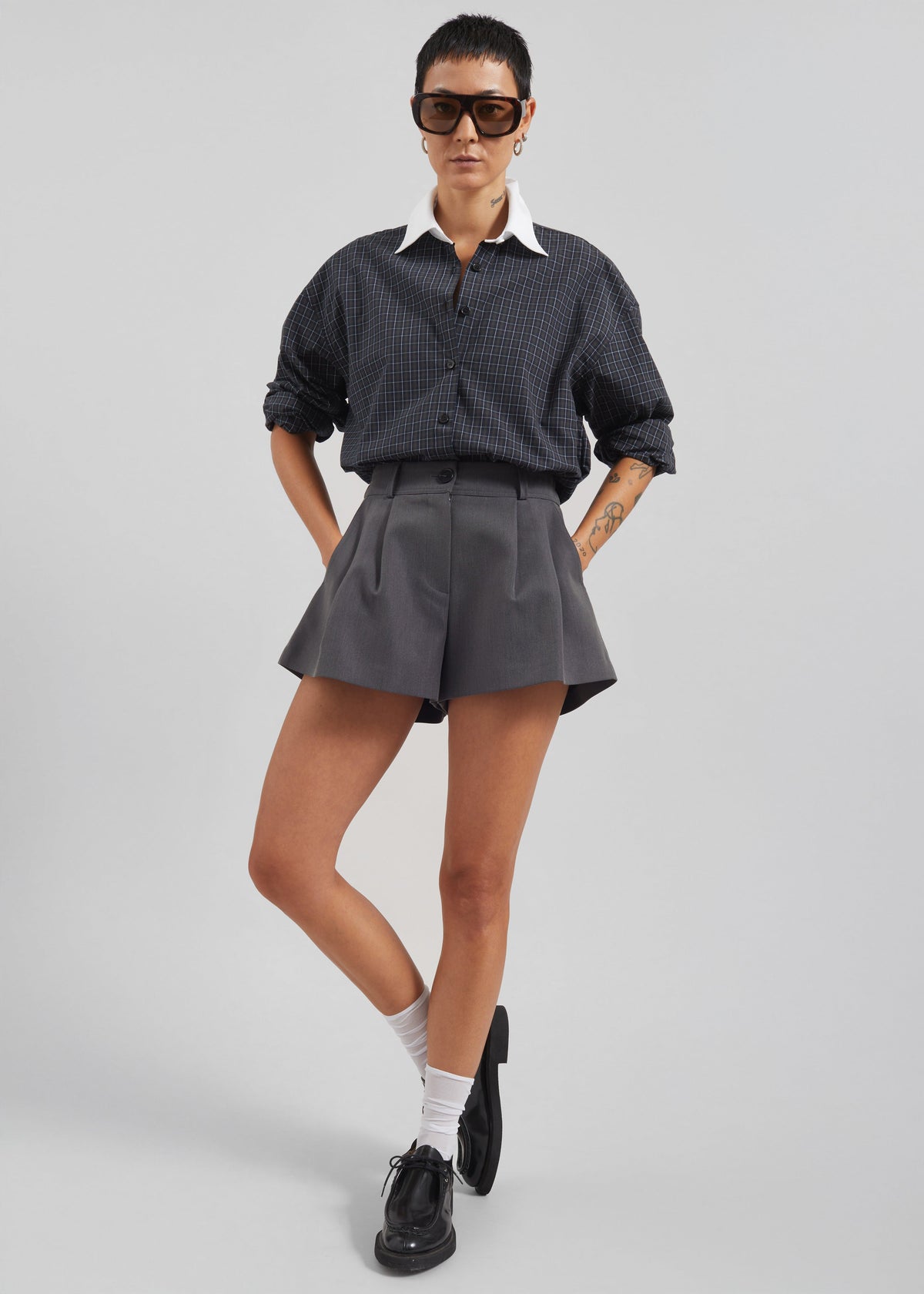 Kinsley Mini Shorts - Grey β view 9 of 10