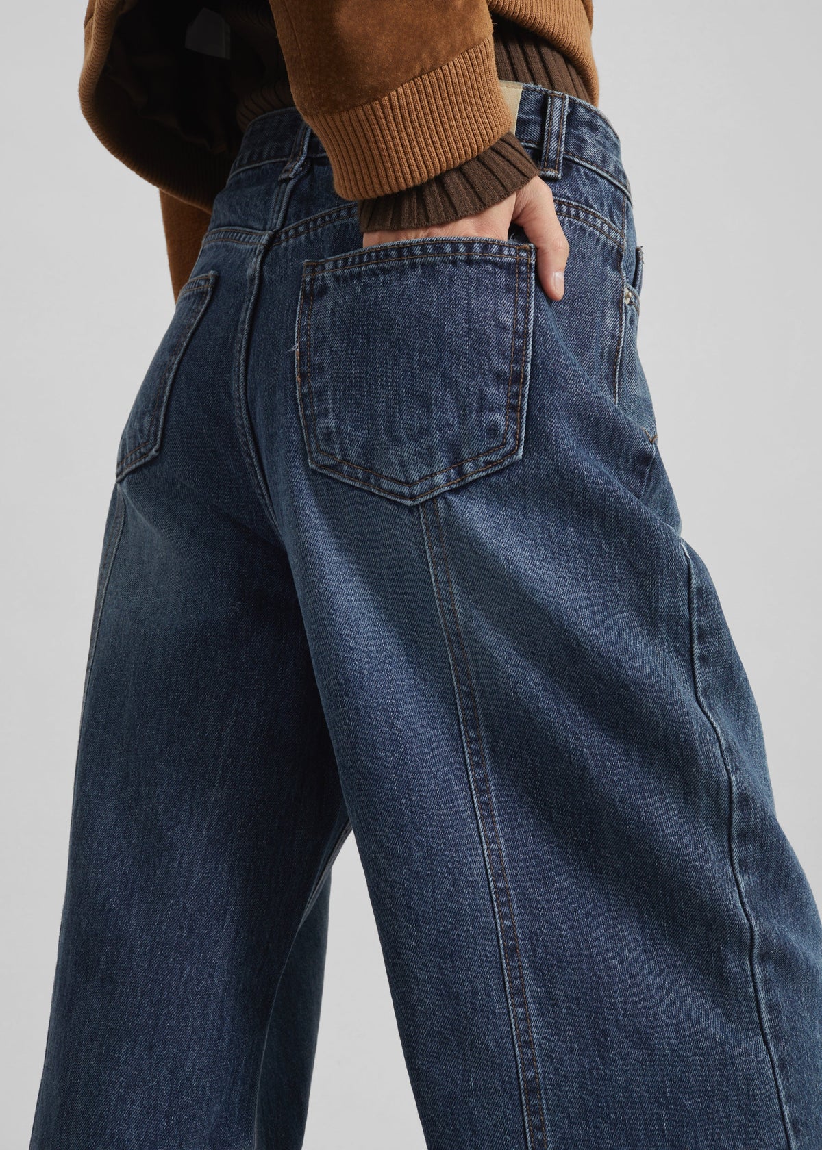 Larvik Wide Jeans - Medium Wash β view 7 of 8