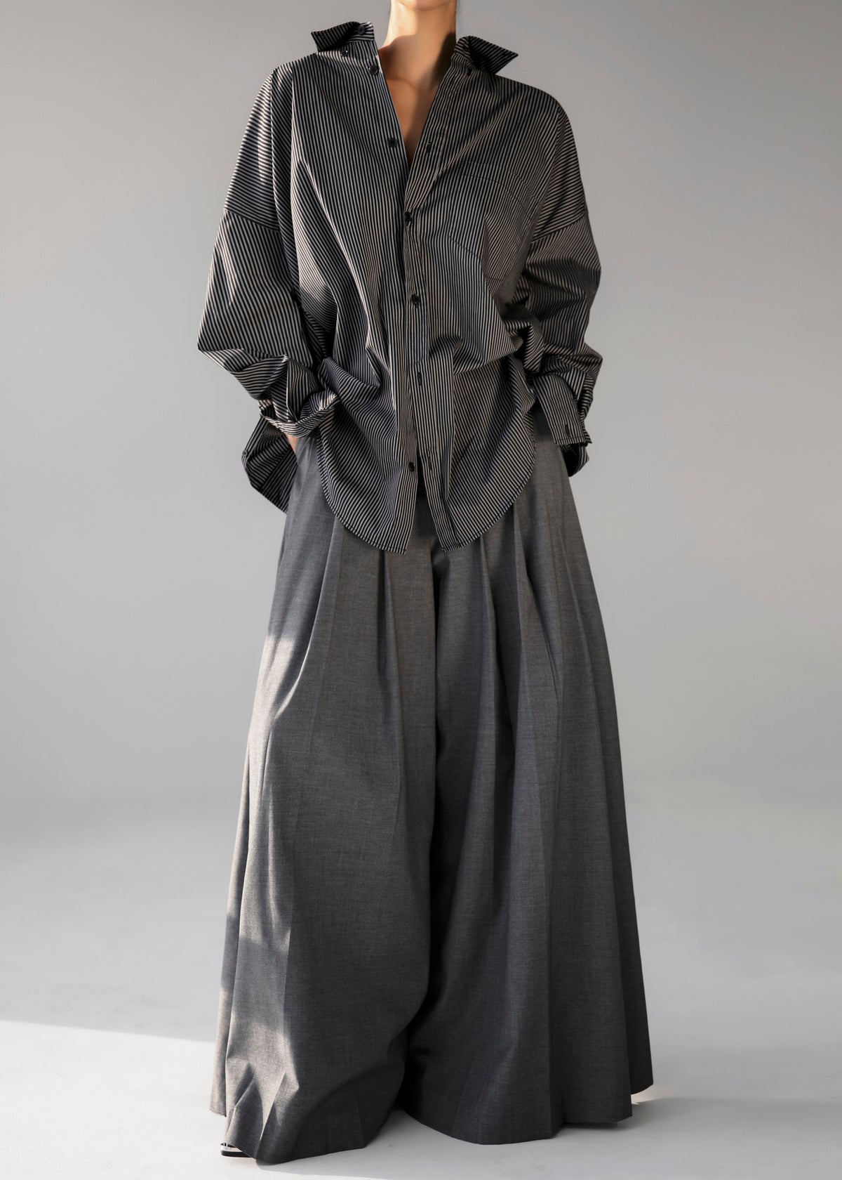 Lioris Oversized Shirt - Black/White Stripe β view 3 of 10
