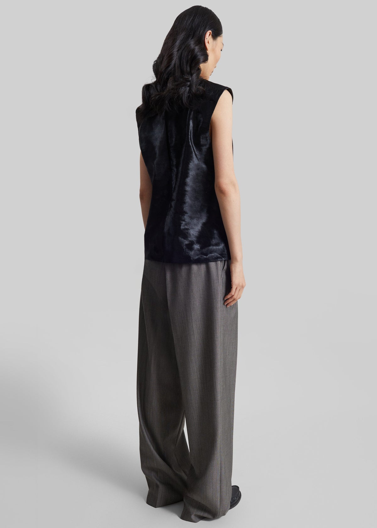 Loulou de Saison Juni Sleeveless Straight Top - Black β view 5 of 6