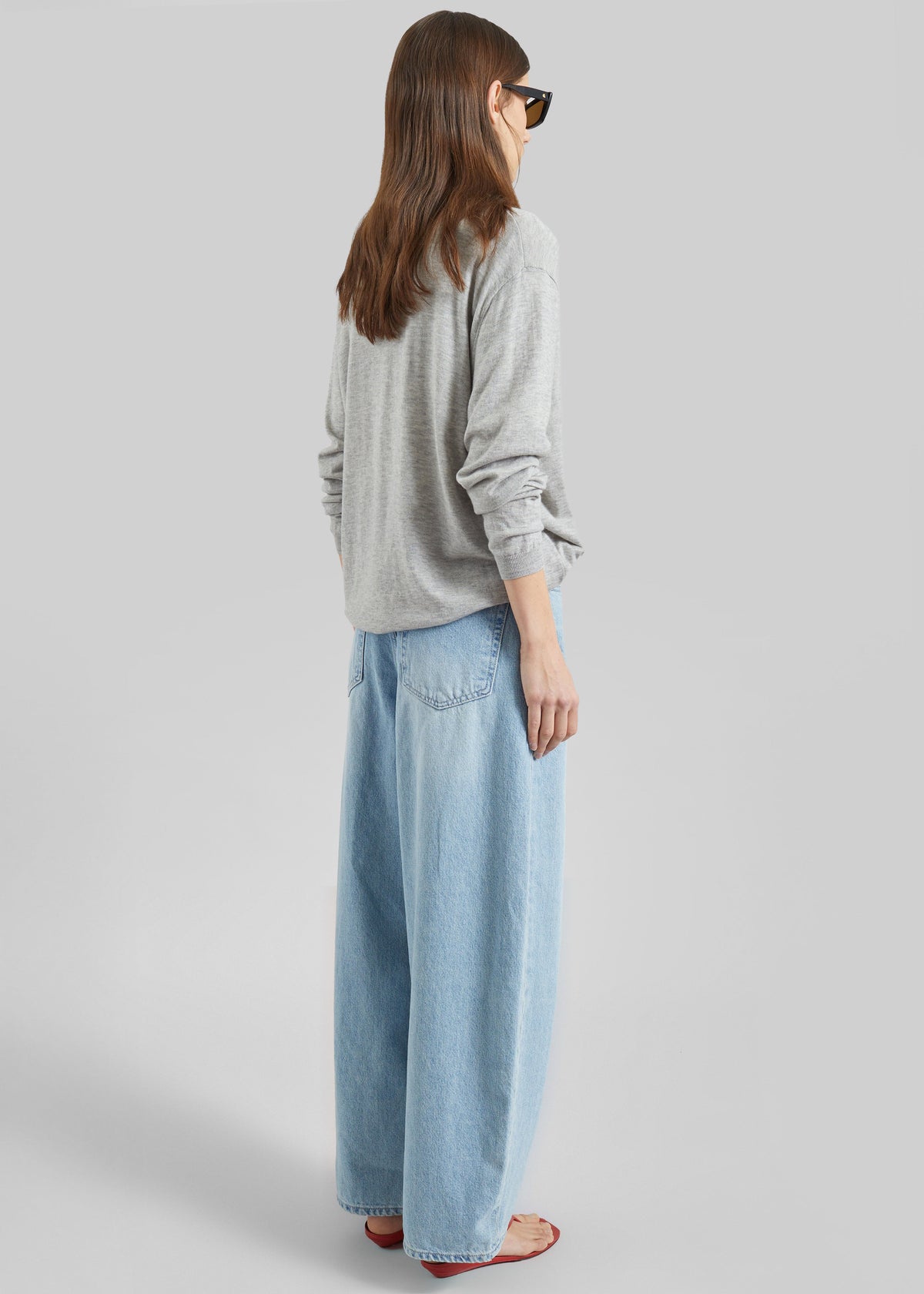 Lucena Barrel-Leg Jeans - Light Wash β view 8 of 9