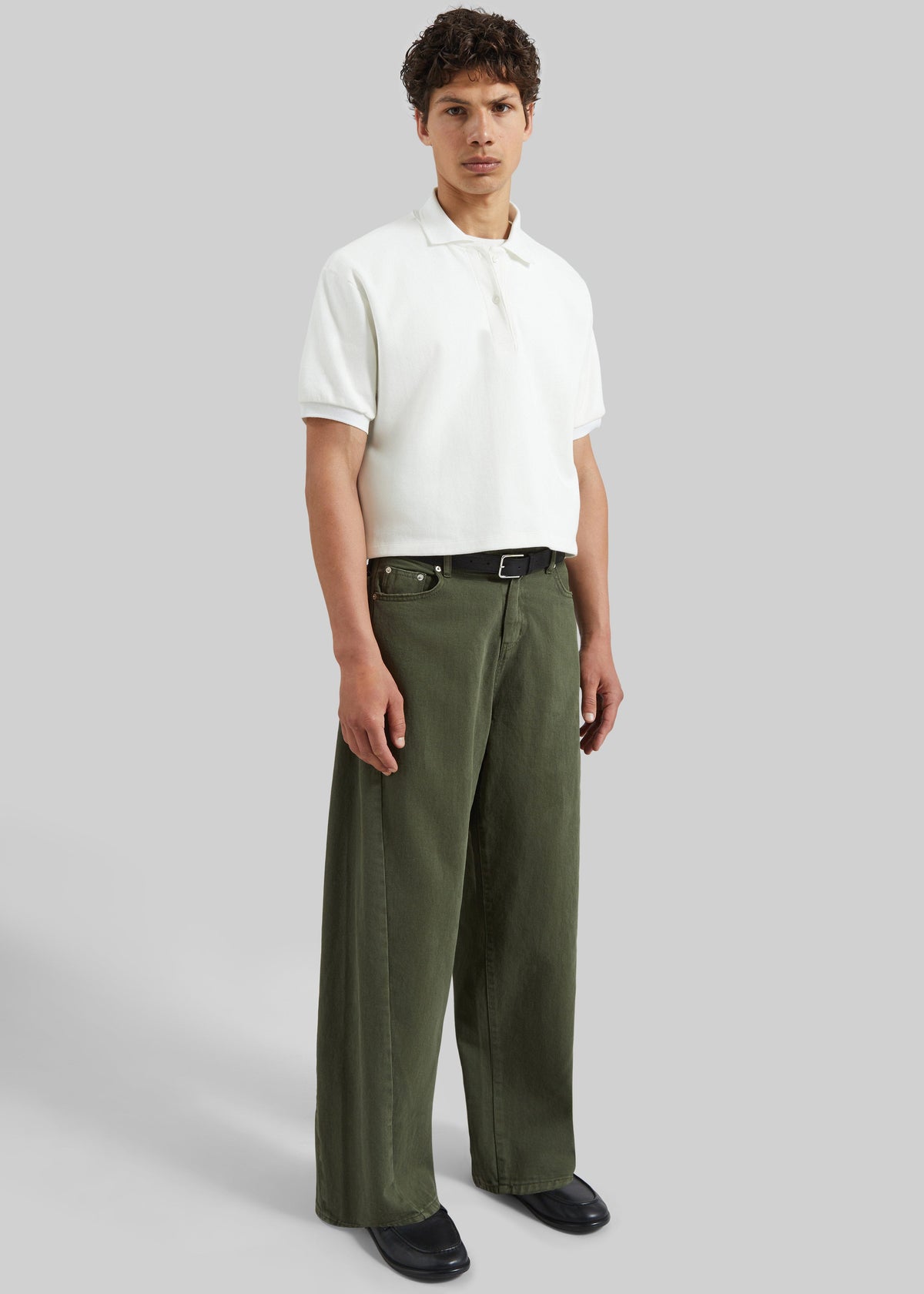 Mareil Barrel Leg Jeans - Olive β view 2 of 7