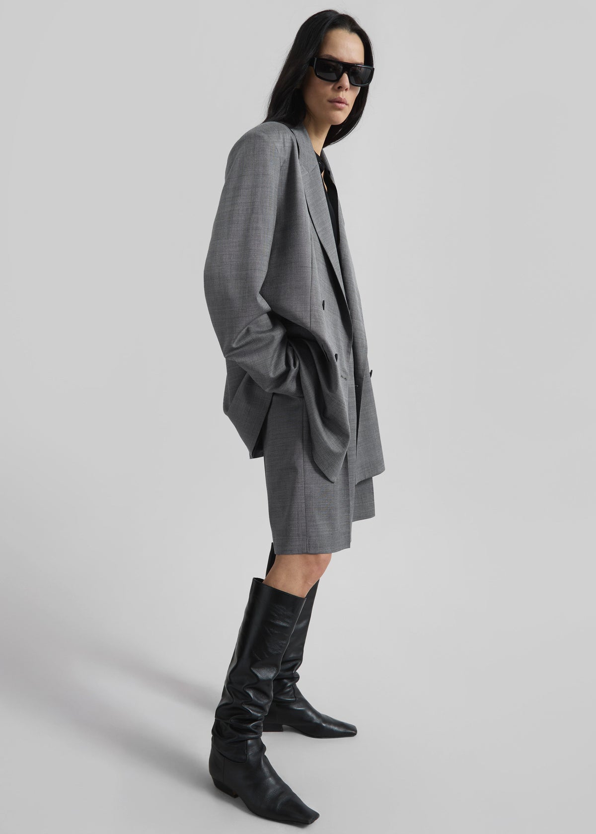 Marfa Pleated Bermuda Shorts - Grey Melange – view 9 of 10