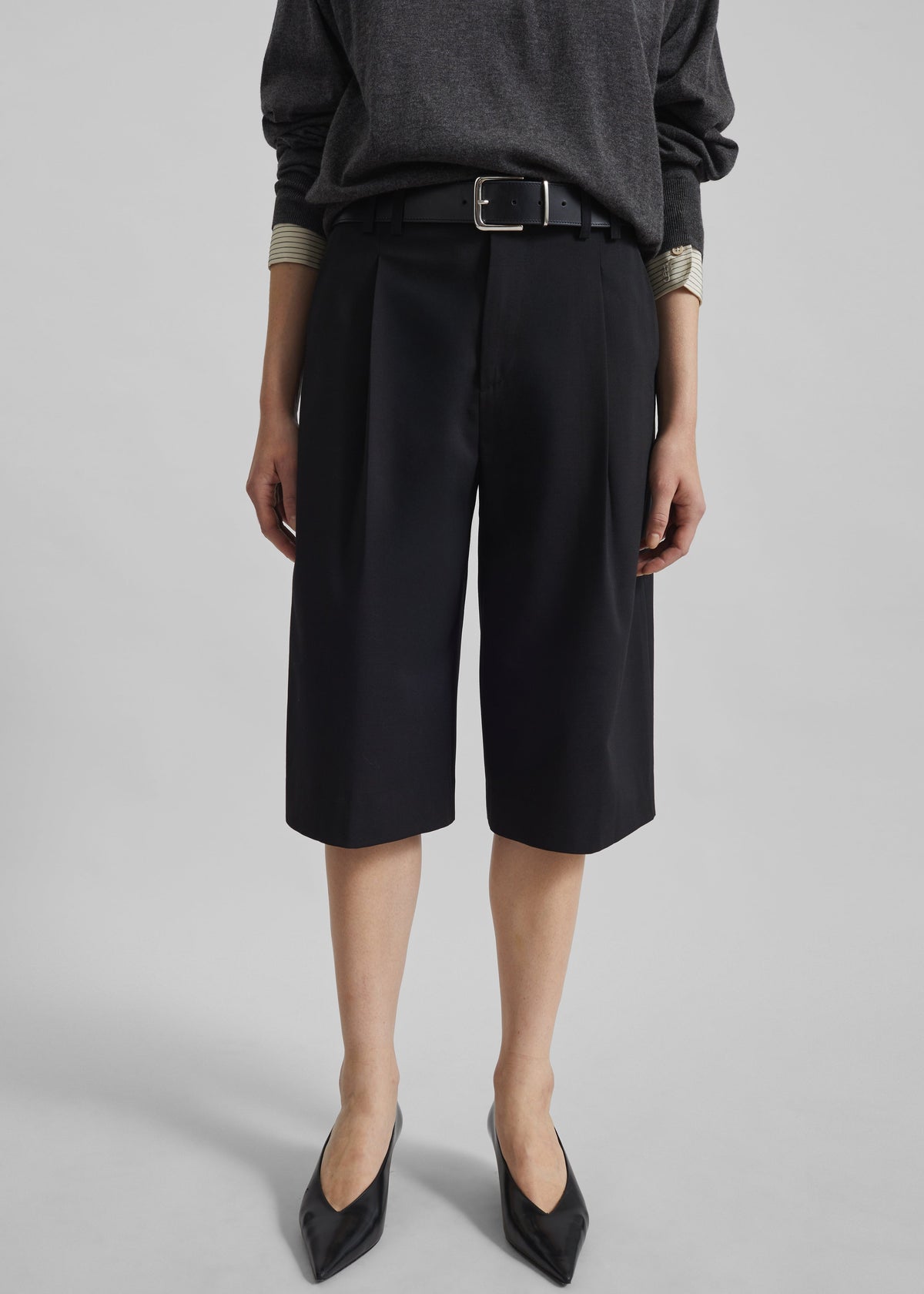 Meldert Bermuda Shorts - Black β view 5 of 10