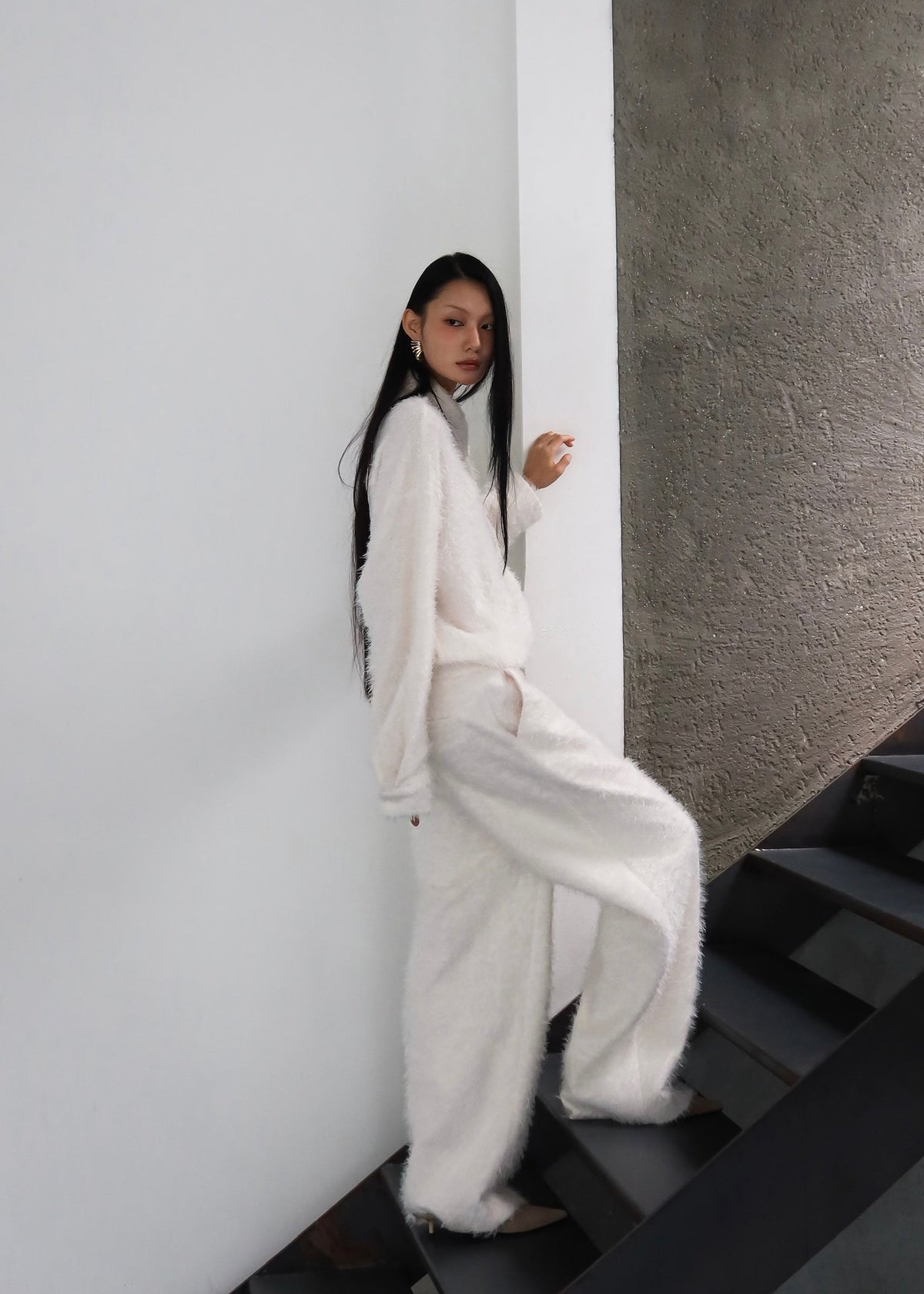 Melker Furry Pants - Off White β view 8 of 10